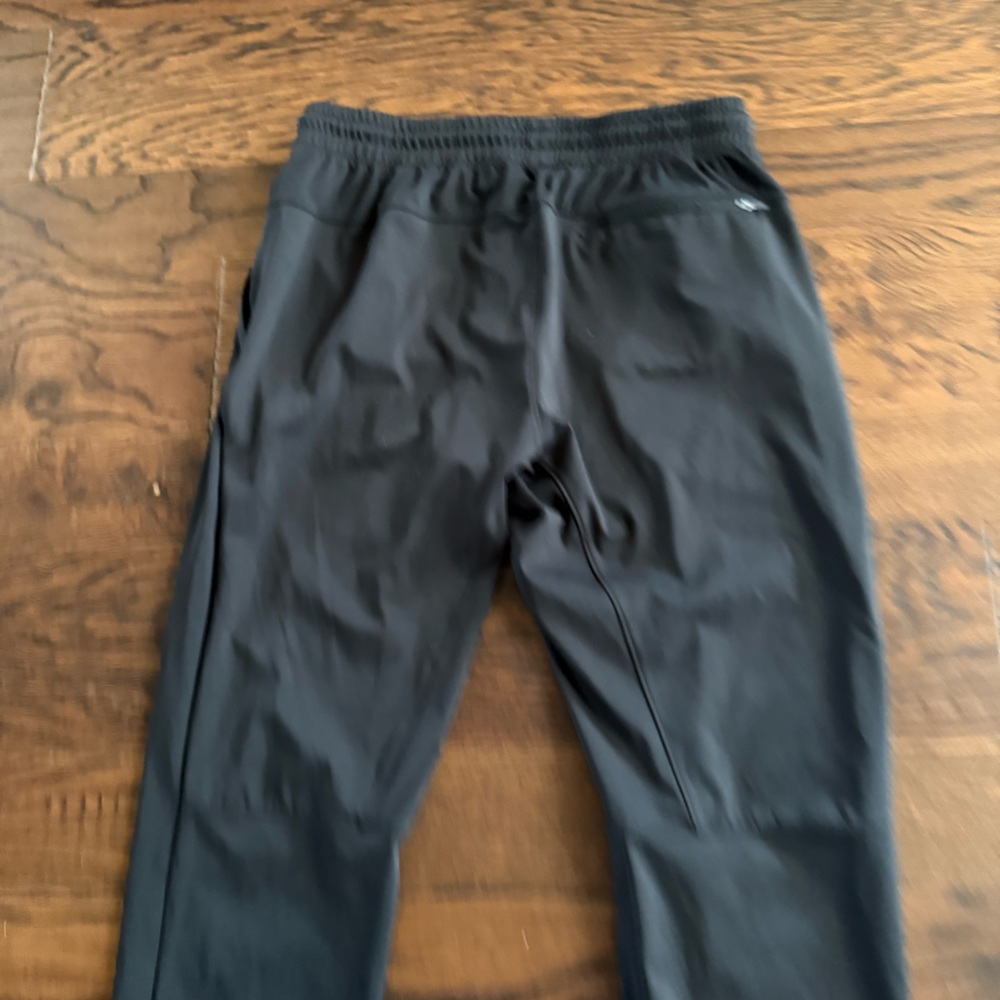 Men's Gradual Black Jogger Pants size medium. Like new condition - Picture 7 of 10